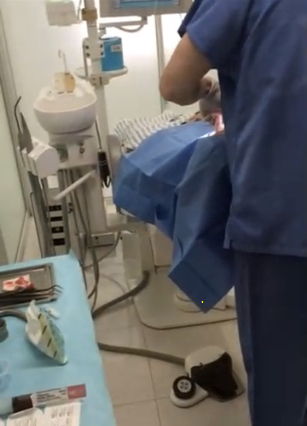 無痛歯科治療：静脈内鎮静麻酔法 インプラントや歯周病治療は横浜・鎌倉・藤沢近くの大船駅北口歯科